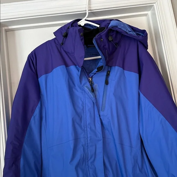 LL bean Rugged Ridge Parka - Picture 2 of 12